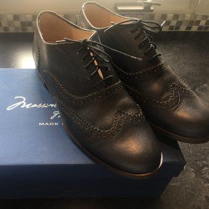 Massimo Matteo Wing Tip Women's Navy Oxfords 9.5M